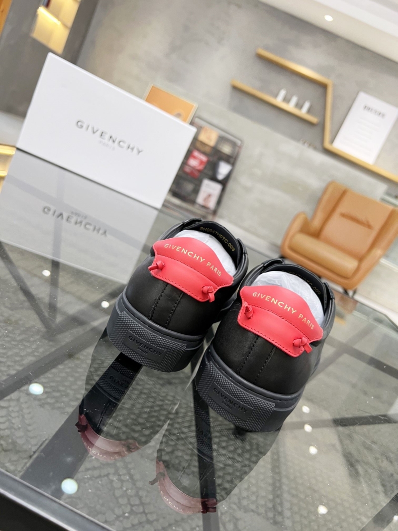 Givenchy Sneakers